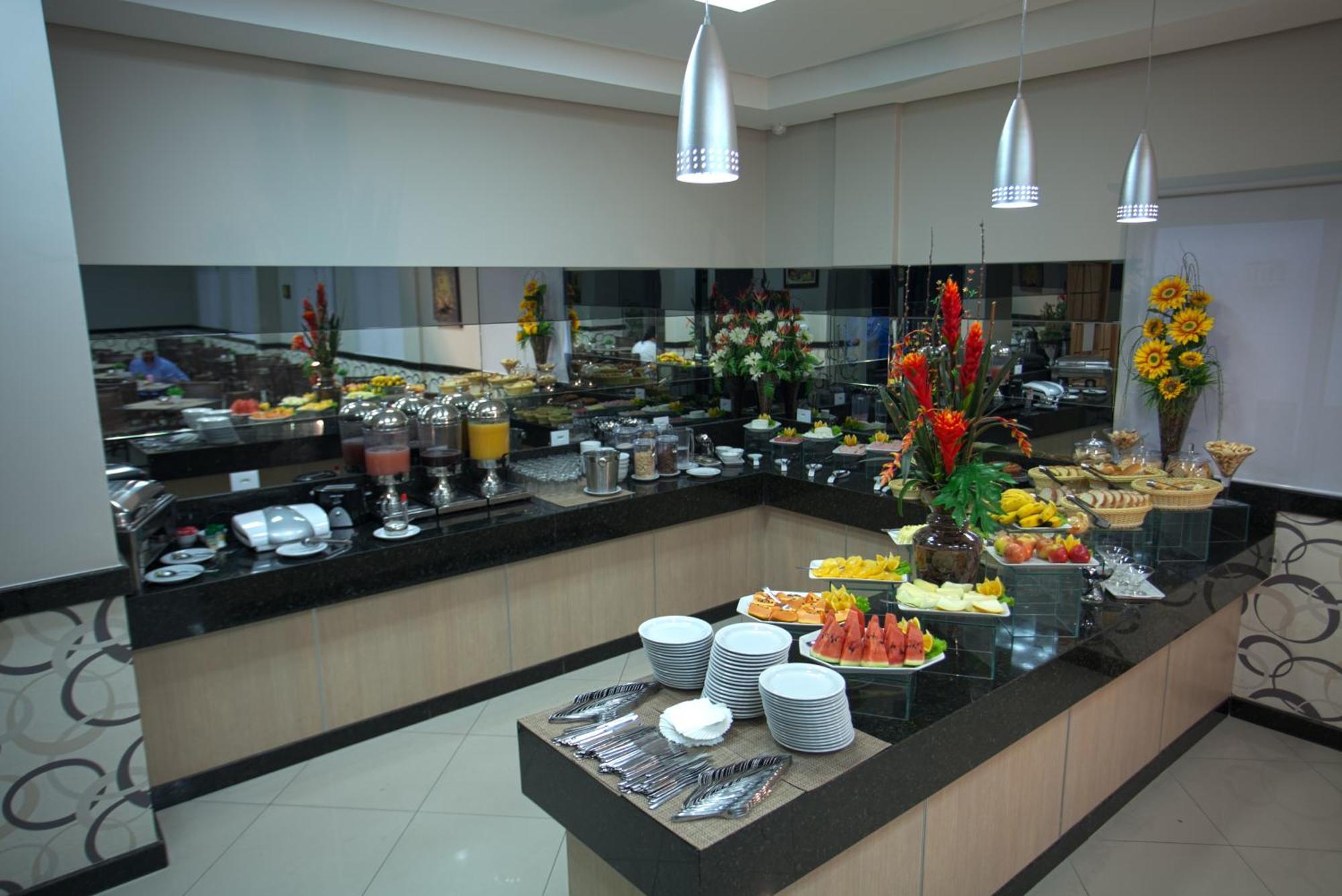 Skala Traveling Hotel Cuiaba  Ngoại thất bức ảnh